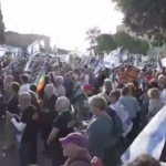 Israele, proteste antigovernative fuori dalla Knesset a Gerusalemme