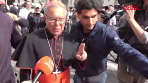 Conclave 2025, il cardinale Rueda Aparicio: “Quanto durerà? Due giorni”