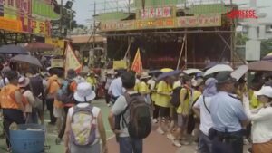 Hong Kong, migliaia di persone al Bun Festival