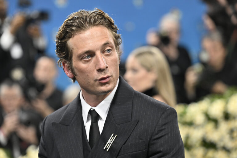 Jeremy Allen White