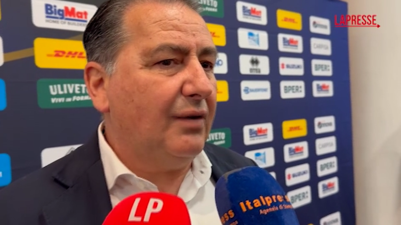 Pallavolo, De Giorgi: “Obbiettivo riconfermarsi campioni del mondo” Pallavolo, De Giorgi: “Obbiettivo riconfermarsi campioni del mondo”