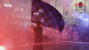 Champions League, Inter in finale: i tifosi festeggiano in piazza Duomo
