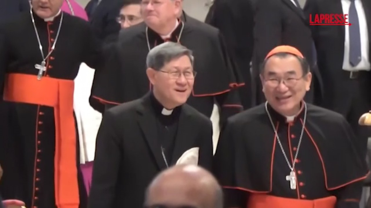 Conclave l’arrivo da Lapresse.it conclave l arrivo dei cardinali in san pietro sfilano pizzaballa zuppi e tagle