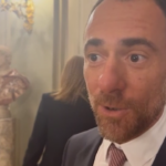 David di Donatello 2025, Elio Germano sul ministro Giuli: “Fatico ad ascoltarlo”