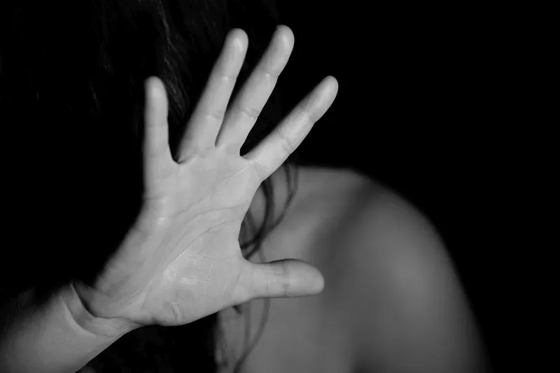 Piacenza, violenze e abusi su dottoresse e infermiere: arrestato primario Piacenza, violenze e abusi su dottoresse e infermiere: arrestato primario