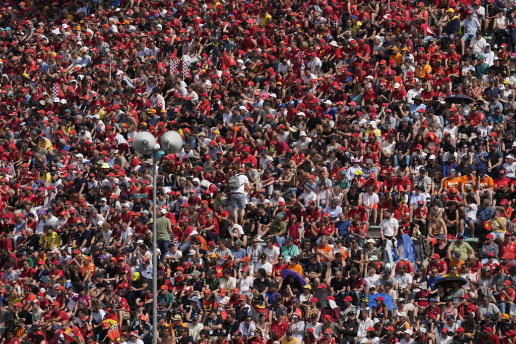 Gp Imola 2025, attese 200mila persone. Domenicali: “Circuito storico” Gp Imola 2025, attese 200mila persone. Domenicali: “Circuito storico”