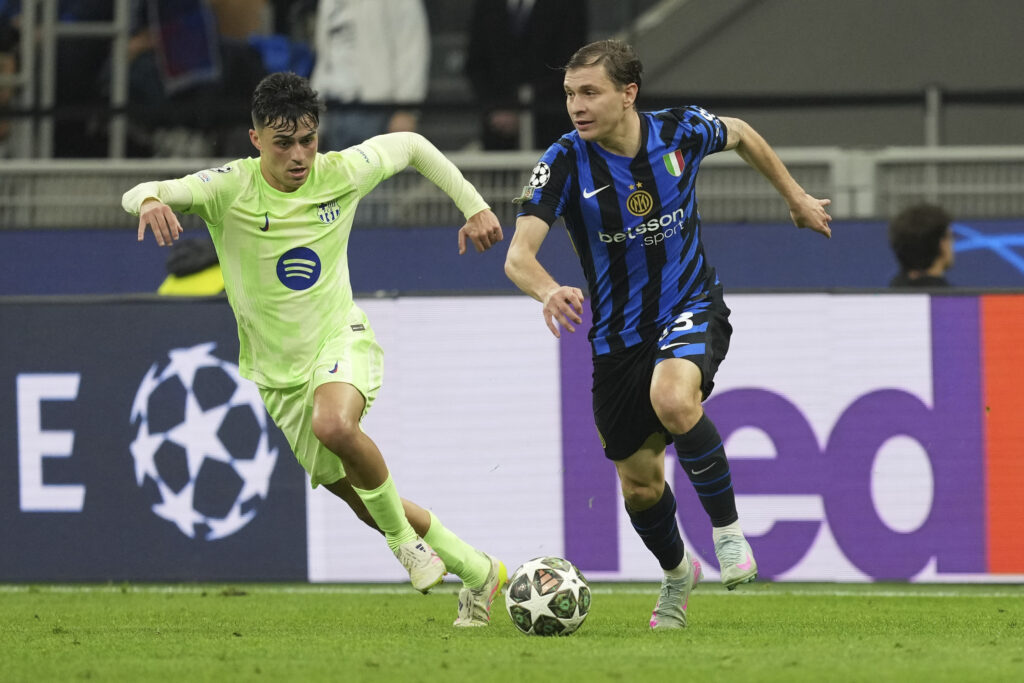 Inter Barcellona, blaugrana contro l’arbitro Marciniak: cosa hanno detto Pedri e Flick Inter Barcellona, blaugrana contro l’arbitro Marciniak: cosa hanno detto Pedri e Flick