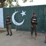 L’India attacca il Pakistan: “Raid contro siti terroristici”. Islamabad: “Atto di aggressione, 31 morti”