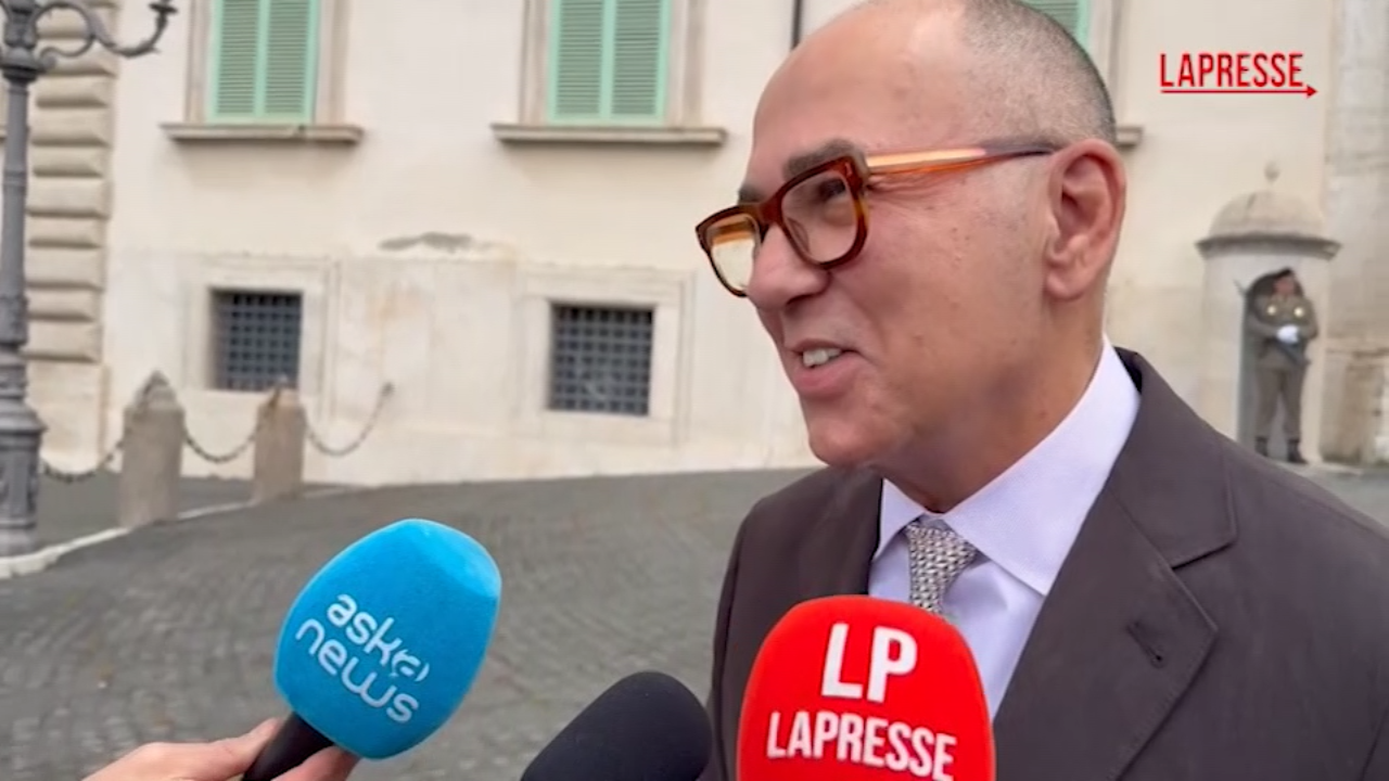 David di Donatello 2025, Ozpetek al Quirinale: “Per mio ultimo film accoglienza mai così forte” David di Donatello 2025, Ozpetek al Quirinale: “Per mio ultimo film accoglienza mai così forte”