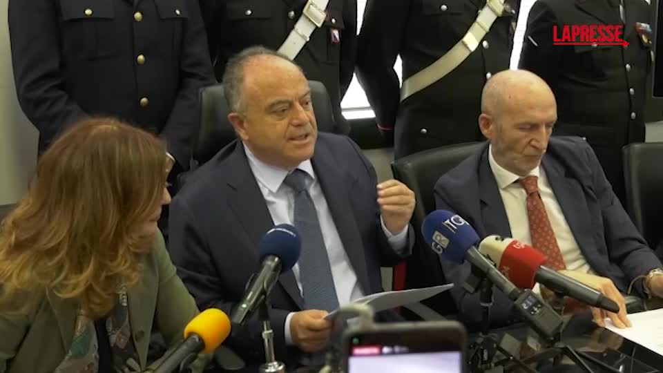 Omicidi Tufano e Durante a Napoli, Gratteri: “Azioni autorizzate da clan” Omicidi Tufano e Durante a Napoli, Gratteri: “Azioni autorizzate da clan”