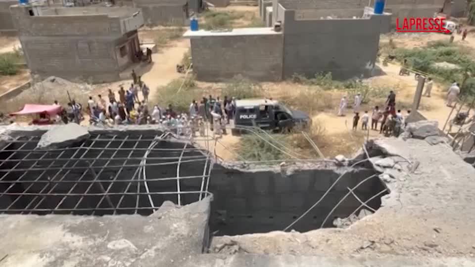 Pakistan abbattuti da Lapresse.it pakistan abbattuti droni indiani nella notte