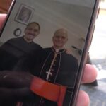 Papa Leone XIV, il frate che lo ha conosciuto: “Un uomo tranquillo, gli piaceva guidare la sua macchina”