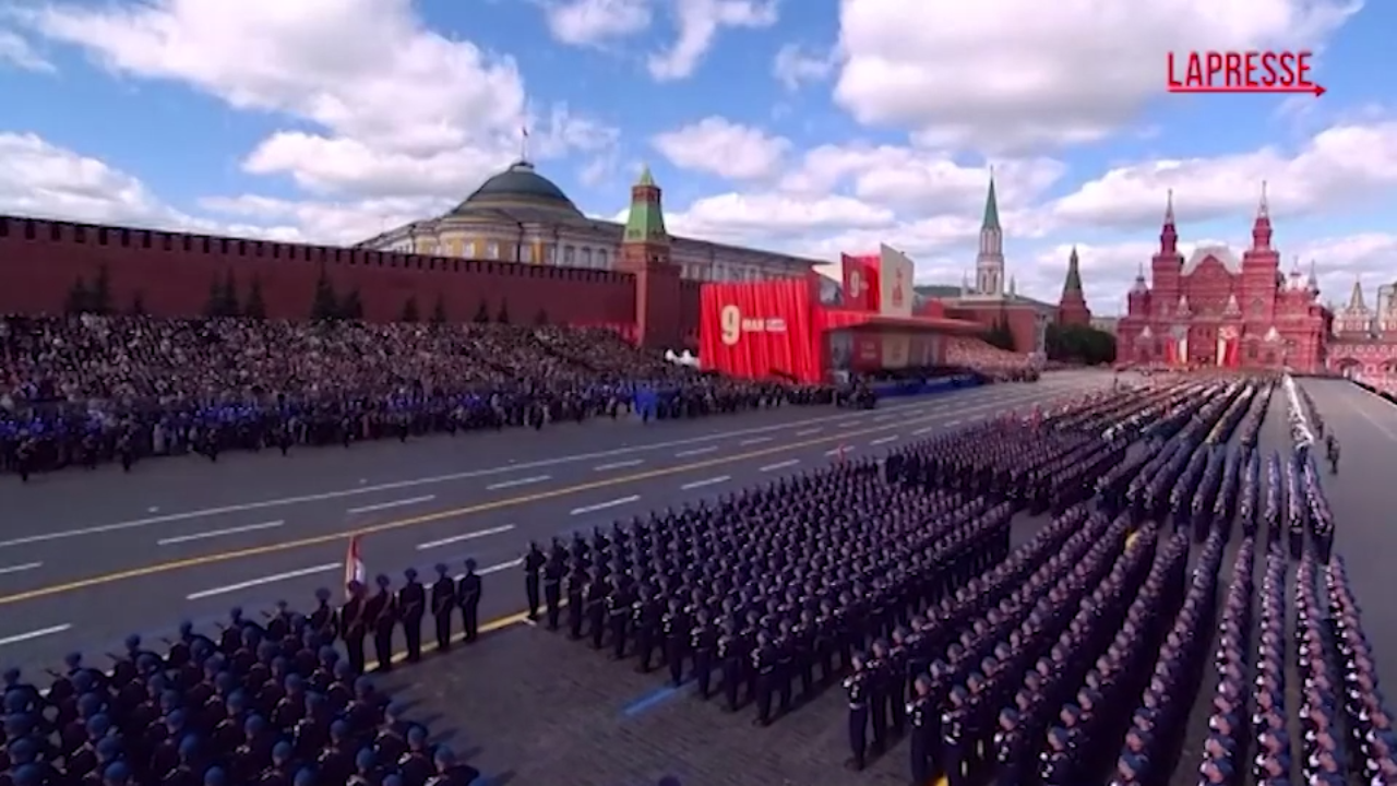 Russia, parata sulla Piazza Rossa per il Giorno della Vittoria Russia, parata sulla Piazza Rossa per il Giorno della Vittoria