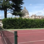 Papa Leone XIV, ecco il campo da tennis dove giocava con vista su San Pietro