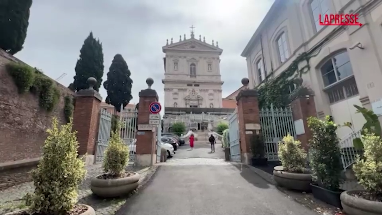 Nell’università di Papa Leone XIV: “Tra due settimane doveva venire a chiudere l’anno accademico” Nell’università di Papa Leone XIV: “Tra due settimane doveva venire a chiudere l’anno accademico”
