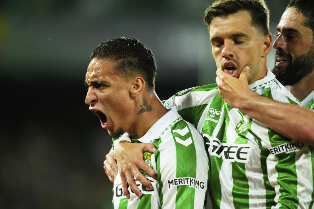 Fiorentina Betis 2 2, spagnoli in finale di Conference League Fiorentina Betis 2 2, spagnoli in finale di Conference League