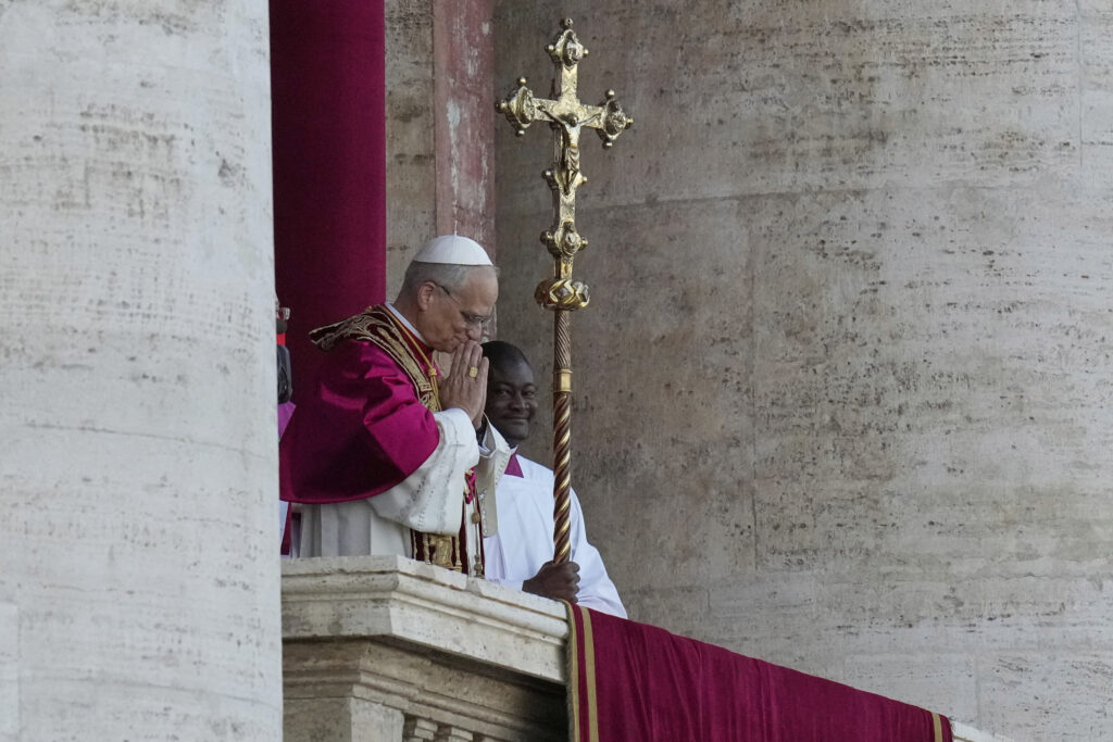 Papa Leone XIV, il primo giorno da Pontefice: alle 11 la messa con i Cardinali Papa Leone XIV, il primo giorno da Pontefice: alle 11 la messa con i Cardinali