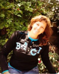 Carmen Cecilia Cristina Prevost Navea, vive a San Severino Marche (Macerata) ed è parente italiana di Papa Leone XIV