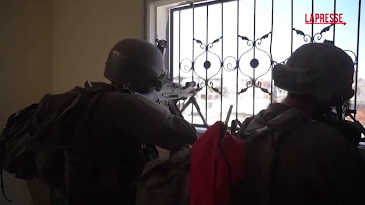 Gaza, truppe israeliane in azione a Rafah: il video dell’Idf Gaza, truppe israeliane in azione a Rafah: il video dell’Idf