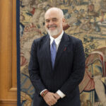 Albania, oggi le elezioni: Berisha sfida Edi Rama