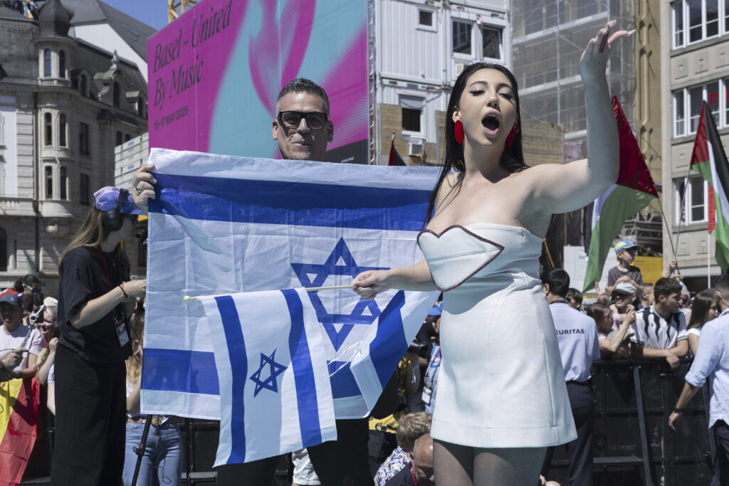 Yuval Raphael, chi è la cantante israeliana contestata all’Eurovision Yuval Raphael, chi è la cantante israeliana contestata all’Eurovision