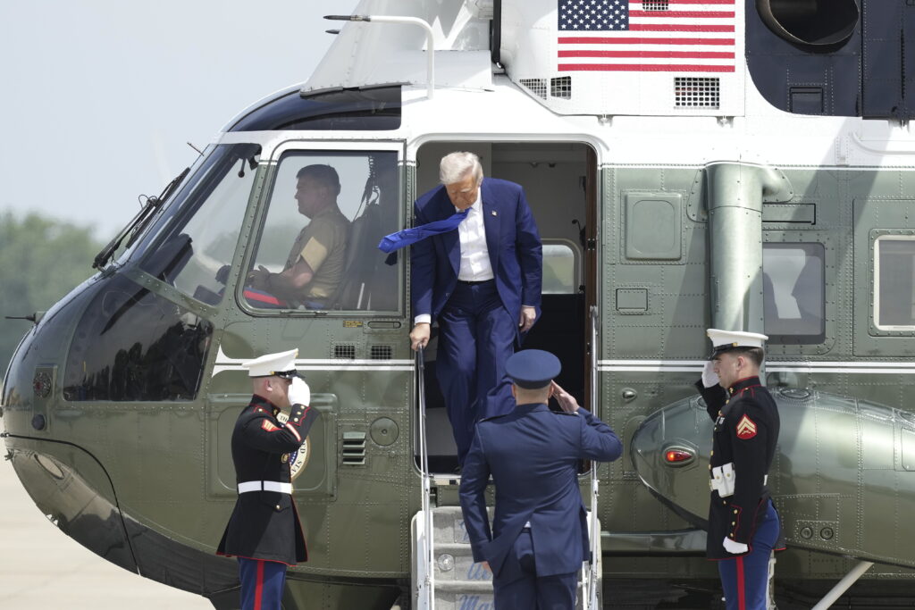 Donald Trump in Arabia Saudita, poi potrebbe andare ad Ankara Donald Trump in Arabia Saudita, poi potrebbe andare ad Ankara
