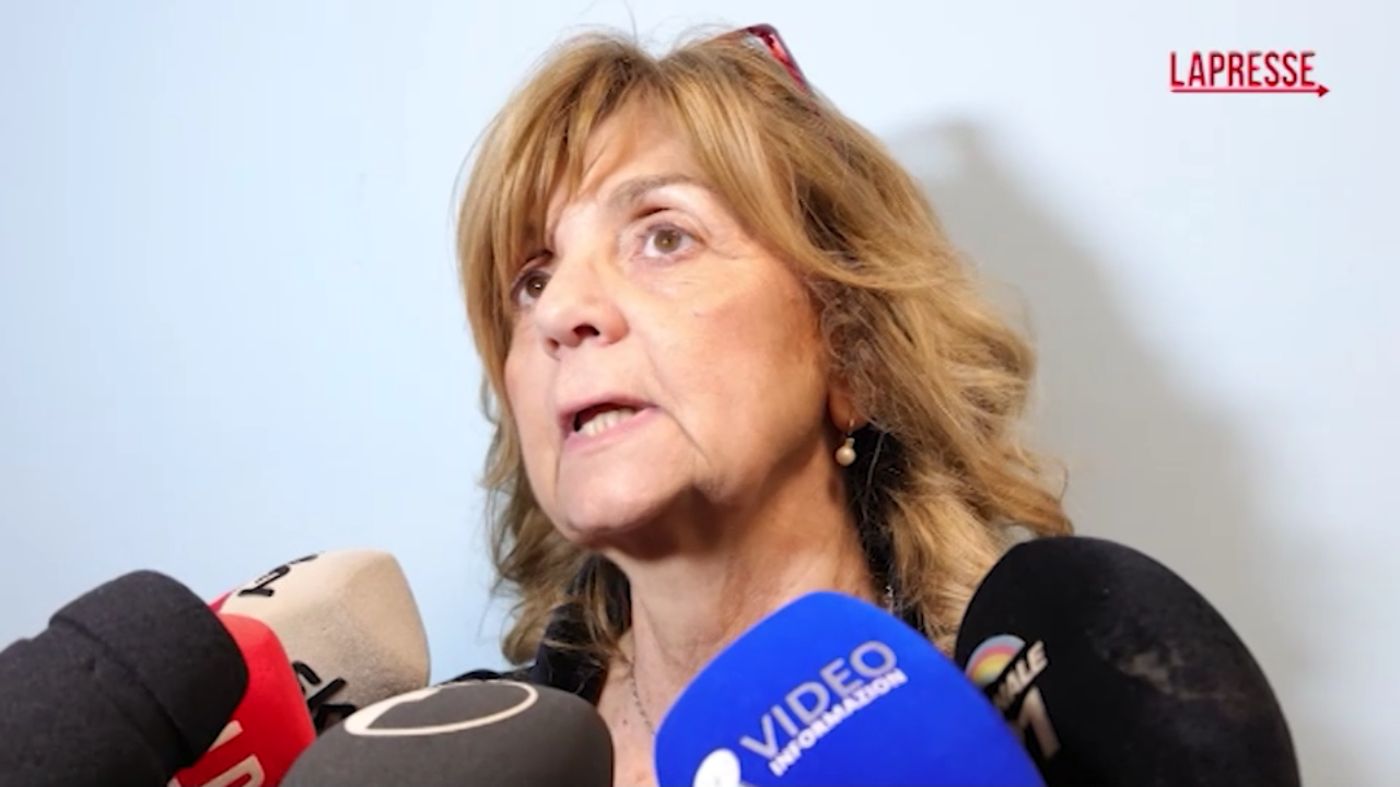 Campi Flegrei, Bianco (Ingv): “Evitare panico, non fidarsi di santoni e fake news” Campi Flegrei, Bianco (Ingv): “Evitare panico, non fidarsi di santoni e fake news”