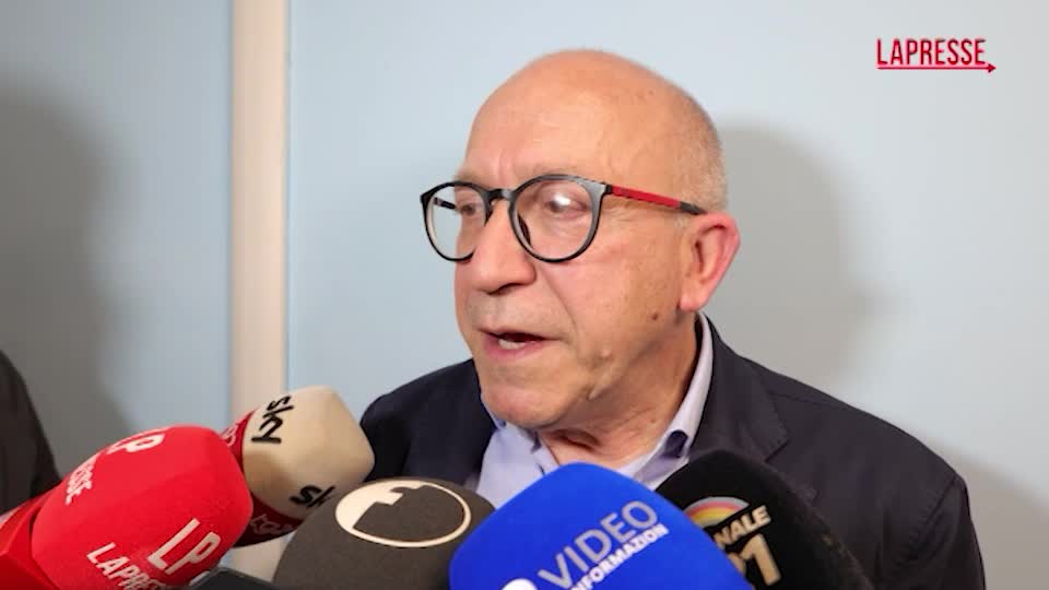 Campi Flegrei, Di Vito (Ingv): “Fenomeno continuerà con forte intensità” Campi Flegrei, Di Vito (Ingv): “Fenomeno continuerà con forte intensità”