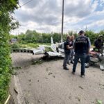 Padova, aereo da turismo atterra in strada: illese le persone a bordo