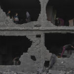 Gaza, raid di Israele: almeno 60 vittime