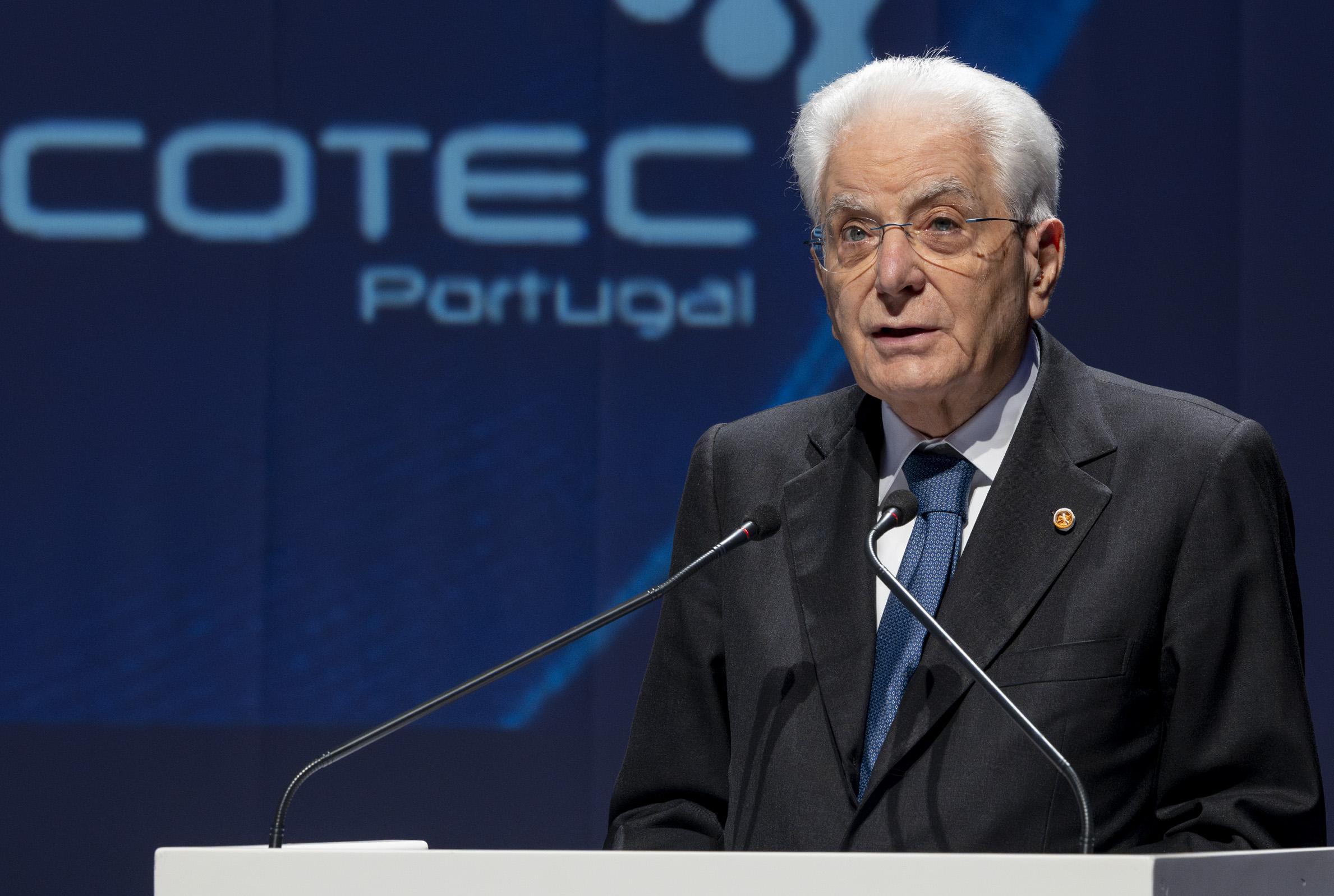 Mattarella: “L’UE agisca perché stare fermi non è più opzione”