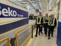 Il ministro Urso alla Beko di Comunanza (Ascoli Piceno)