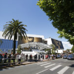 Cannes 2025, attore escluso dal red carpet dopo accuse di violenza sessuale