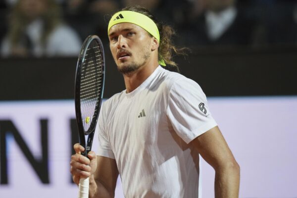 Alexander Zverev nel match contro Lorenzo Musetti agli Internazionali d'Italia 2025