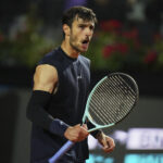 Musetti-Alcaraz 3-6, 6-7 (4-7), lo spagnolo è in finale a Roma