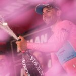 Giro d’Italia 2025, Diego Ulissi è la nuova maglia rosa