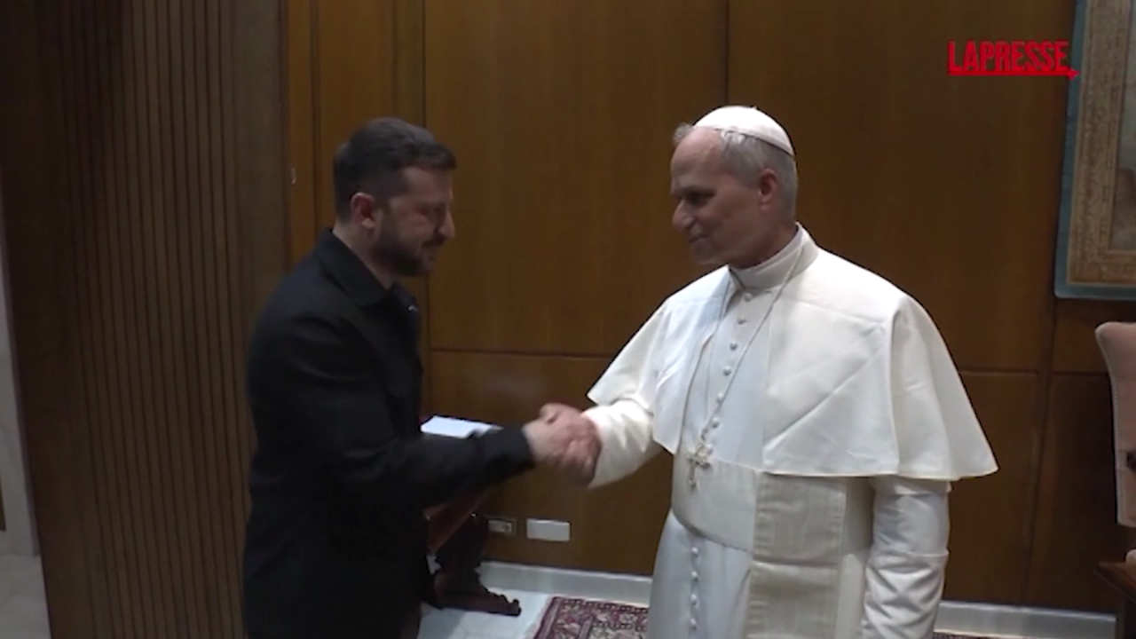 Papa Leone XIV, l’incontro con Zelensky Papa Leone XIV, l’incontro con Zelensky