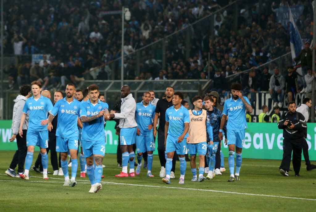 Serie A, Napoli e Inter pareggiano: partenopei a +1 prima dell’ultima giornata Serie A, Napoli e Inter pareggiano: partenopei a +1 prima dell’ultima giornata