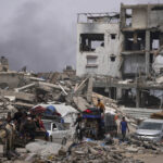 Gaza, raid di Israele: almeno 23 morti dall’alba