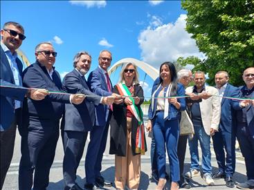 Marche, inaugurato a Fermo il ponte sull’Ete Morto Marche, inaugurato a Fermo il ponte sull’Ete Morto