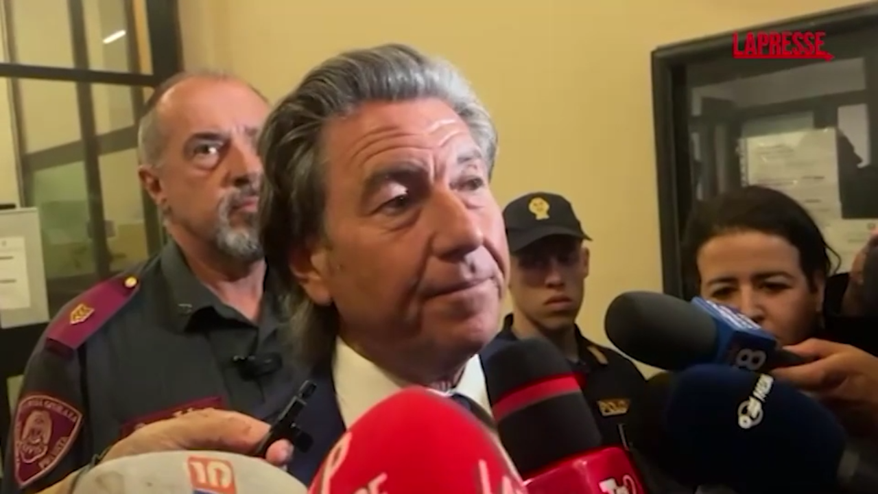 Delitto Garlasco, il legale di Stasi dopo l’interrogatorio: “Siamo molto soddisfatti” Delitto Garlasco, il legale di Stasi dopo l’interrogatorio: “Siamo molto soddisfatti”
