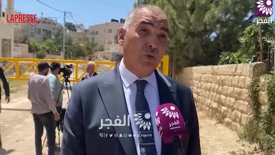 Cisgiordania, spari da soldati israeliani su delegazione Ue a Jenin: il video Cisgiordania, spari da soldati israeliani su delegazione Ue a Jenin: il video