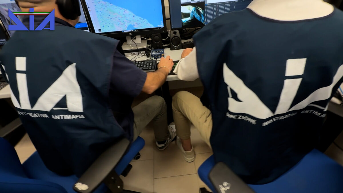 Traffico internazionale di droga e riciclaggio, 52 arresti fra Italia e Albania