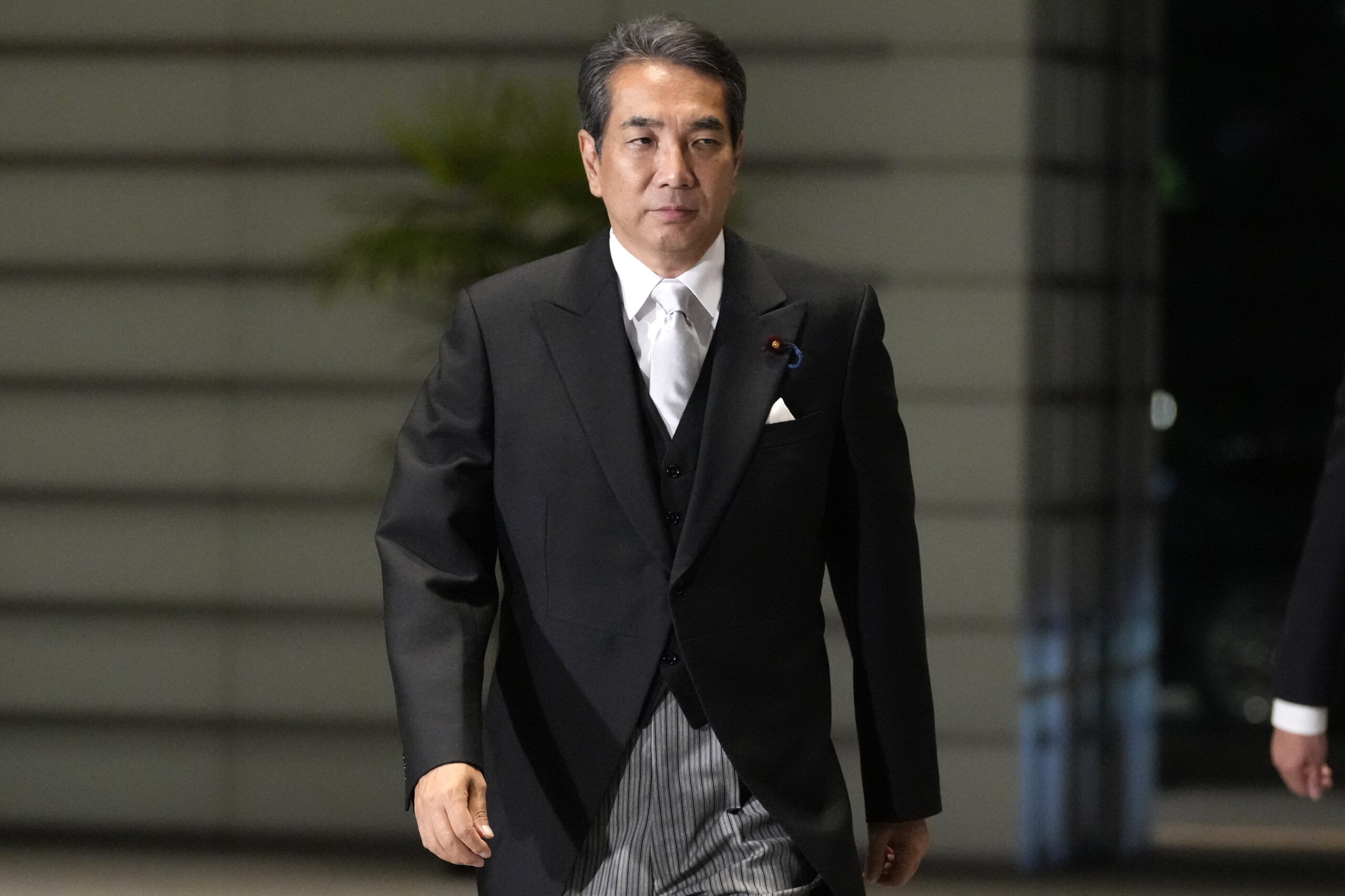 Giappone, gaffe sul riso: “Non lo compro, me lo regalano”. Ministro costretto a dimettersi