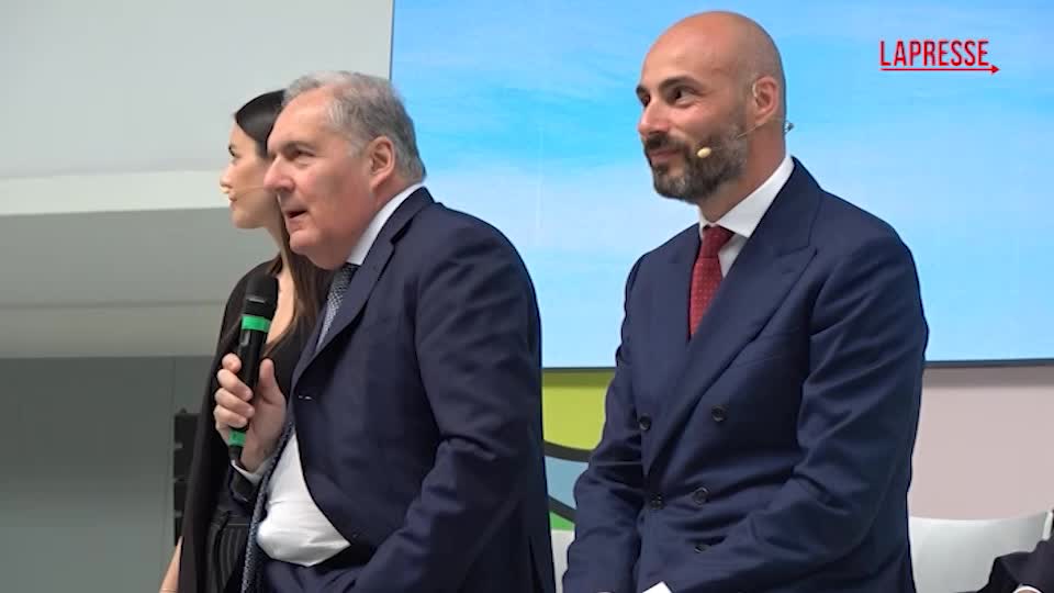 auto altavilla byd bonus per elettriche anziché colonnine come corazzata potëmkin