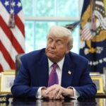 Ucraina, Trump temporeggia su nuove sanzioni alla Russia. Mosca: “Dal Vaticano nessuna proposta di mediazione”