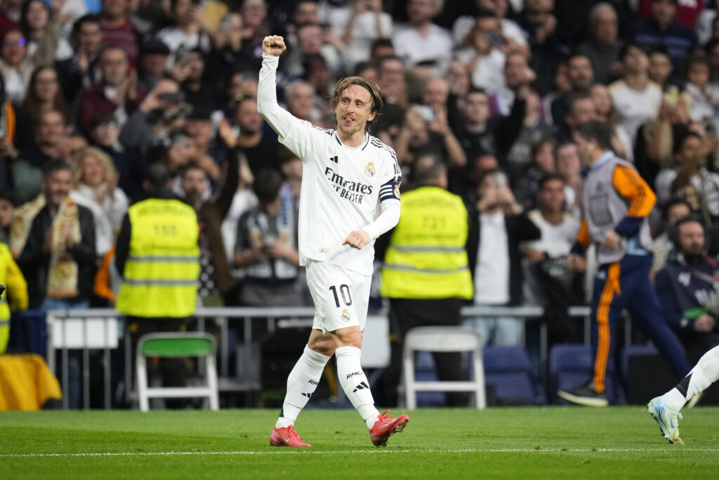 luka modric lascia il real madrid
