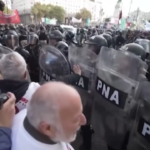Argentina, scontri con la polizia alla manifestazione dei pensionati
