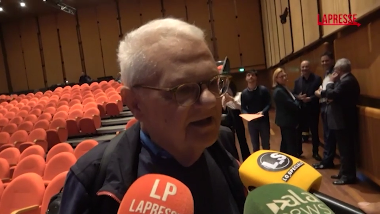 Femminicidi, Codacons: “Ferragni testimonial? Chiamare chi è utile anche se ha sbagliato non è ipocrisia” Femminicidi, Codacons: “Ferragni testimonial? Chiamare chi è utile anche se ha sbagliato non è ipocrisia”