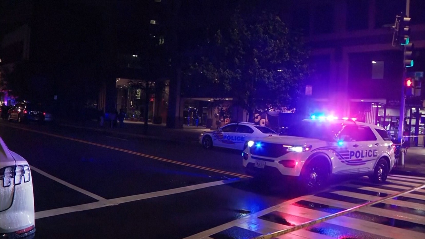 Sparatoria a Washington, uccisi due membri dello staff dell’Ambasciata israeliana Sparatoria a Washington, uccisi due membri dello staff dell’Ambasciata israeliana